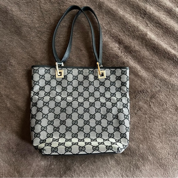 GUCCI GG CANVAS SMALL TOTE - Picture 15 of 15